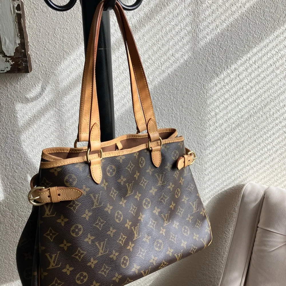 Louis Vuitton Batignolles Horizontal Bag - Picture 6 of 16